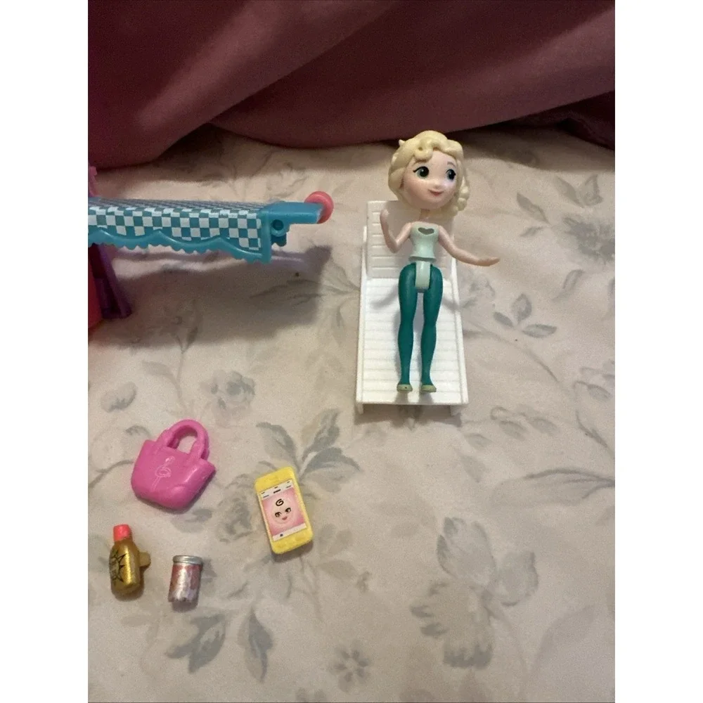 Polly pocket grill